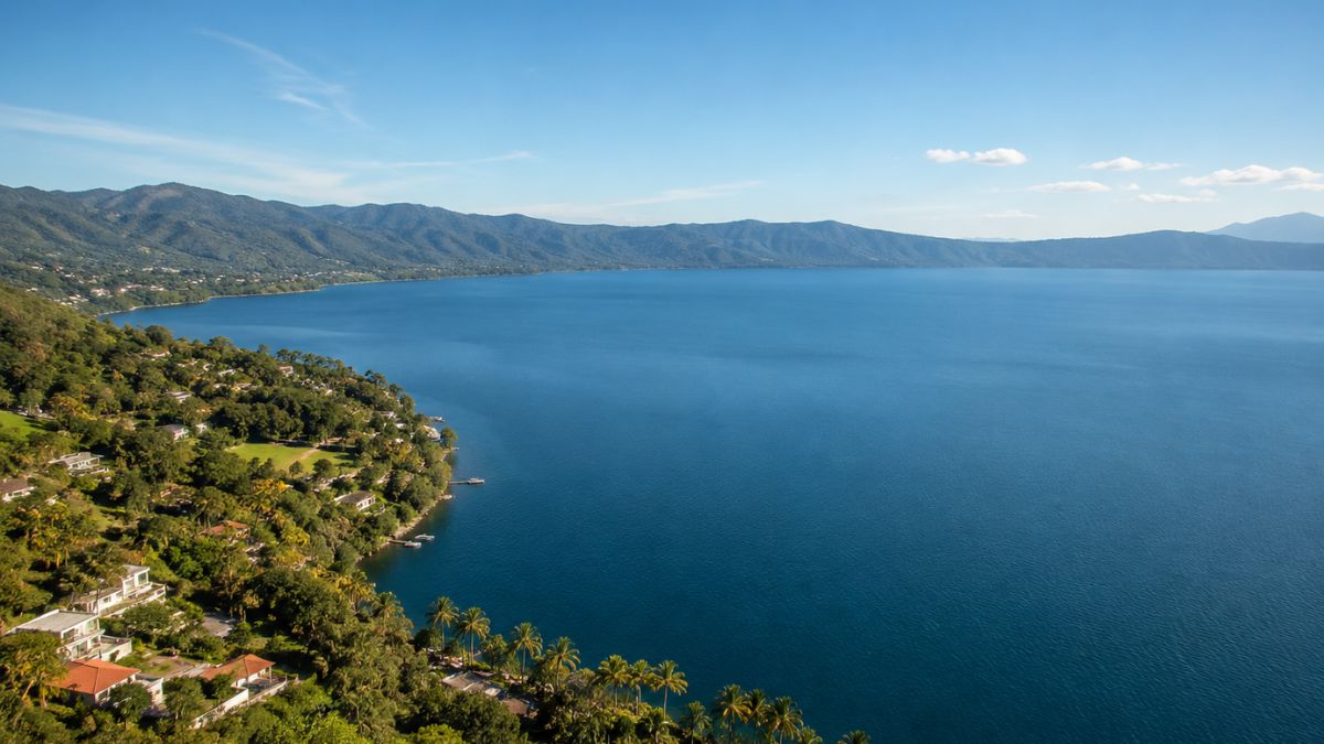 Buying property in El Salvador from abroad